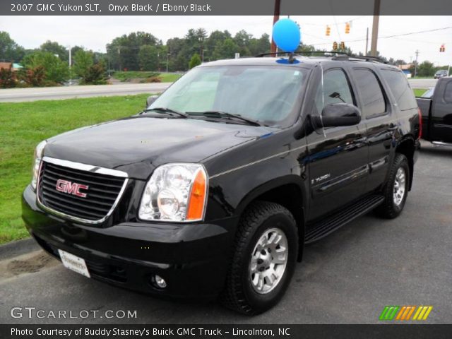 2007 GMC Yukon SLT in Onyx Black