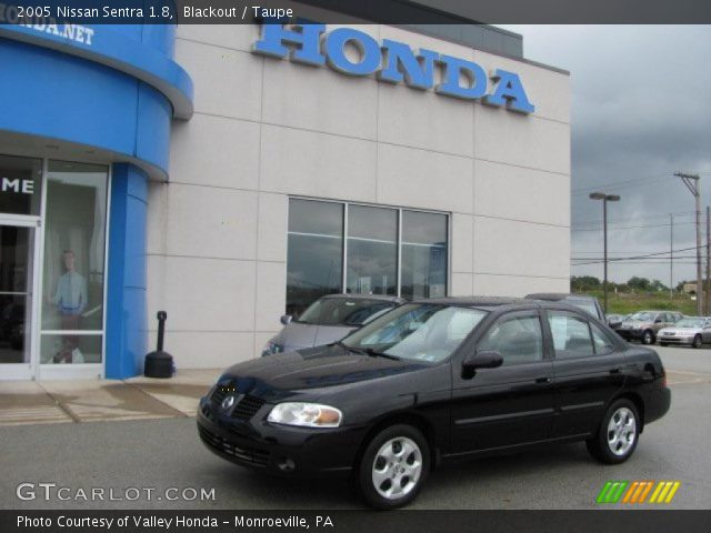 2005 Nissan Sentra 1.8 in Blackout