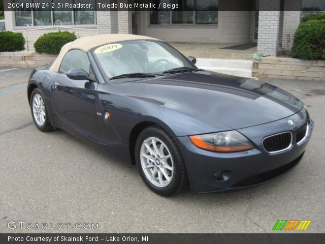 2004 BMW Z4 2.5i Roadster in Toledo Blue Metallic