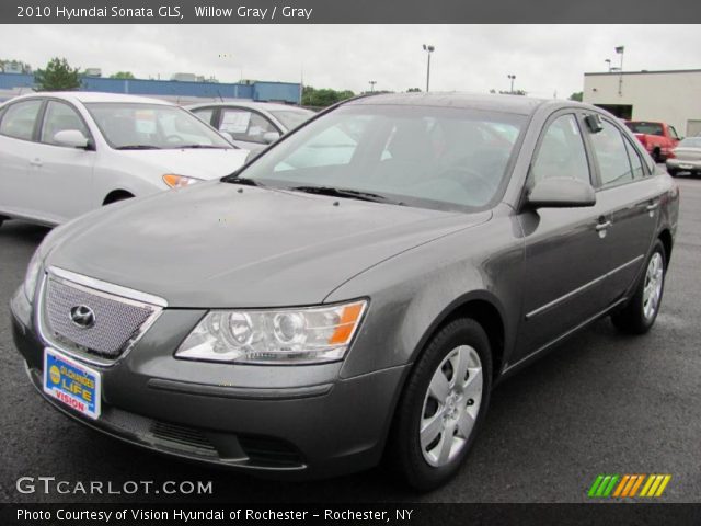 2010 Hyundai Sonata GLS in Willow Gray