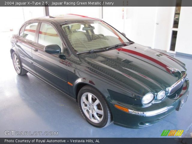 2004 Jaguar X-Type 2.5 in Jaguar Racing Green Metallic