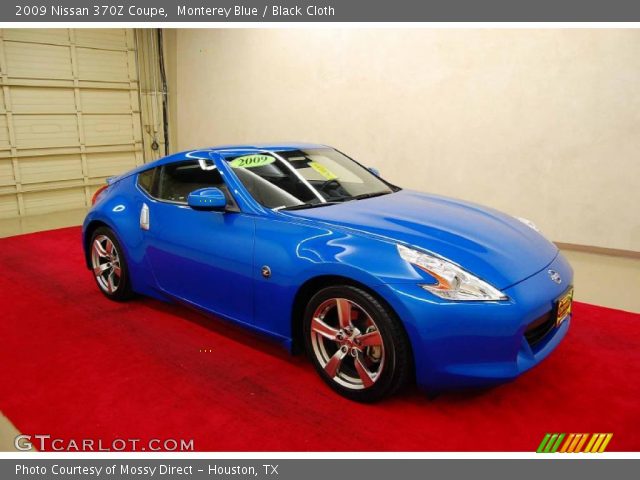 2009 Nissan 370Z Coupe in Monterey Blue