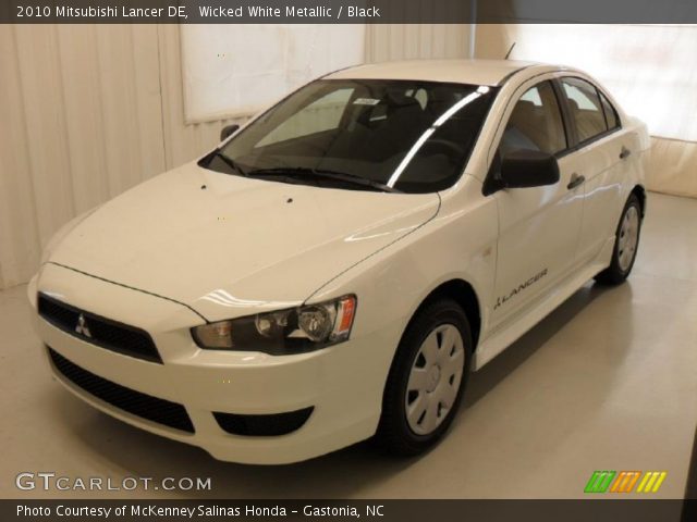 2010 Mitsubishi Lancer DE in Wicked White Metallic