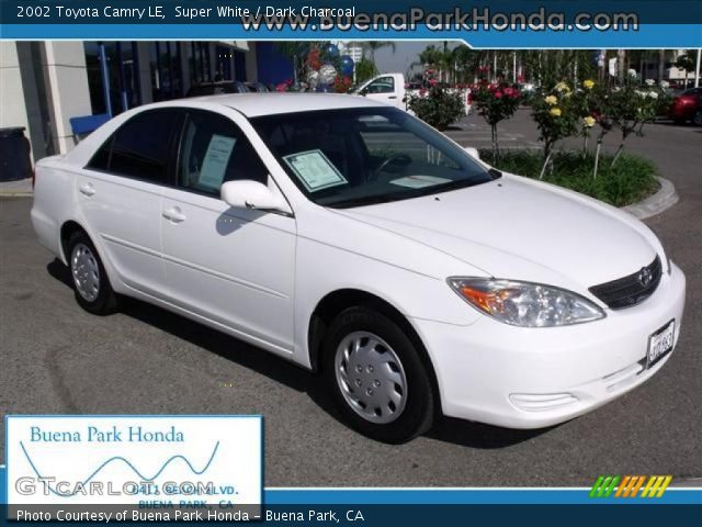 2002 Toyota Camry LE in Super White