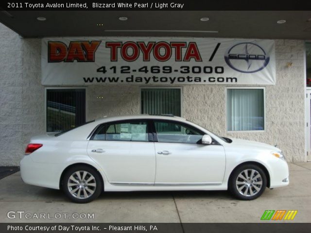 2011 Toyota Avalon Limited in Blizzard White Pearl
