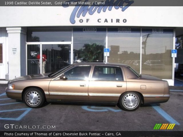 1998 Cadillac DeVille Sedan in Gold Fire Mist Metallic