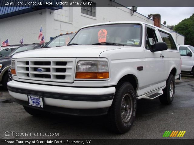 1996 Ford Bronco XLT 4x4 in Oxford White