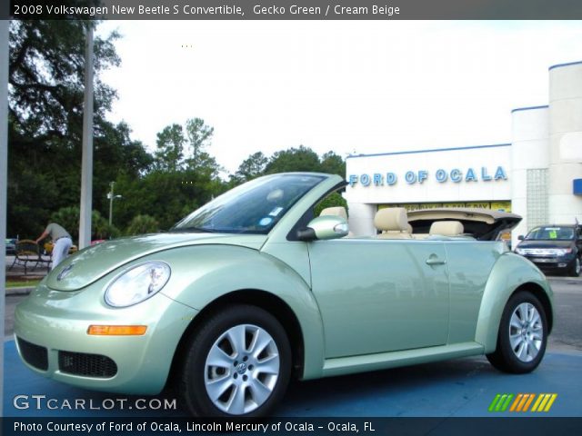 2008 Volkswagen New Beetle S Convertible in Gecko Green