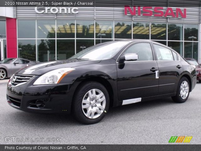 2010 Nissan Altima 2.5 in Super Black
