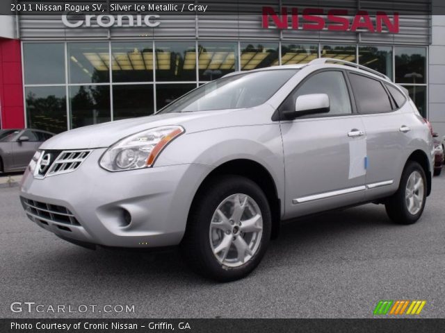 2011 Nissan Rogue SV in Silver Ice Metallic