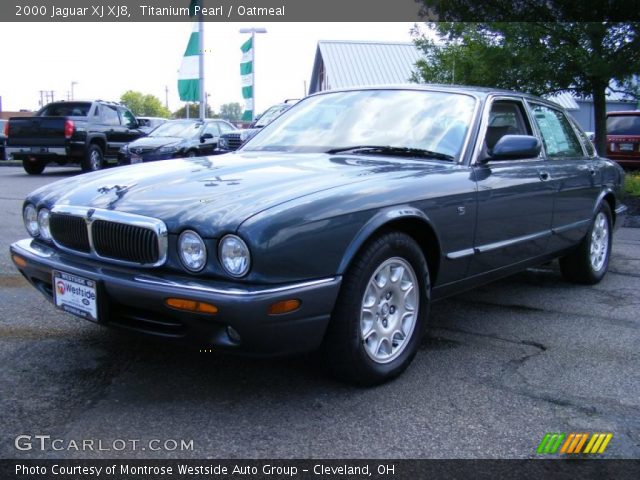 2000 Jaguar XJ XJ8 in Titanium Pearl