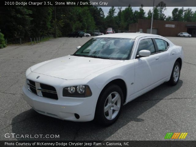 2010 Dodge Charger 3.5L in Stone White