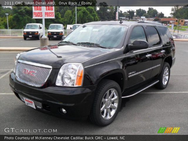 2011 GMC Yukon Denali AWD in Onyx Black