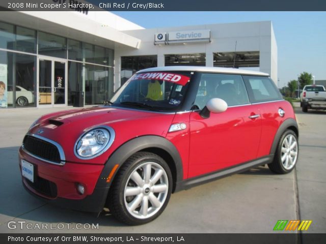 2008 Mini Cooper S Hardtop in Chili Red