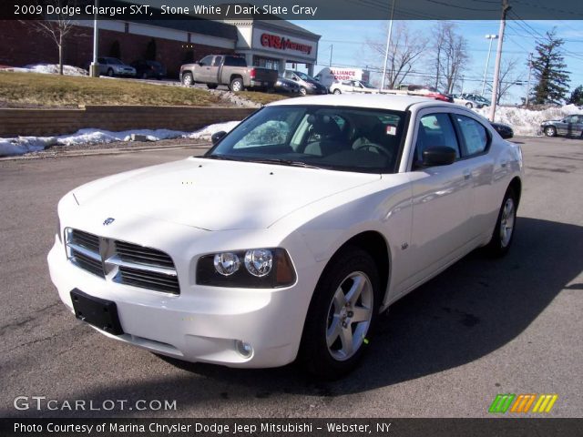 2009 Dodge Charger SXT in Stone White