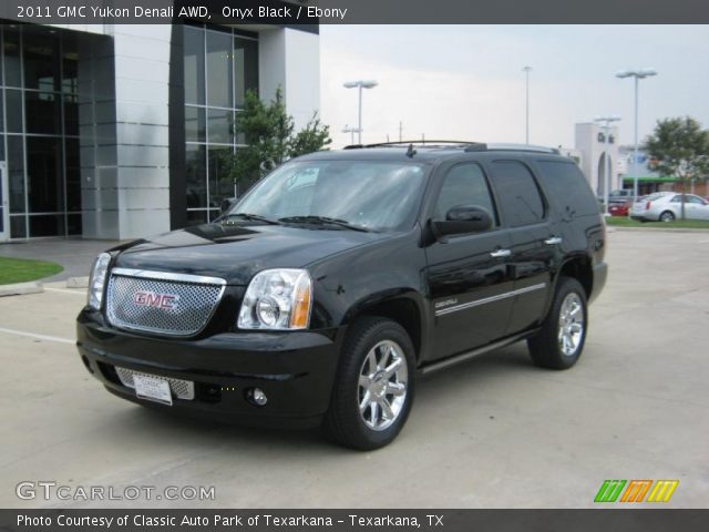 2011 GMC Yukon Denali AWD in Onyx Black
