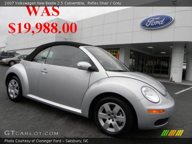 2007 Volkswagen New Beetle 2.5 Convertible in Reflex Silver