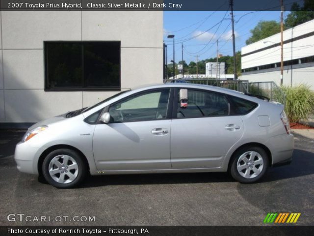2007 Toyota Prius Hybrid in Classic Silver Metallic