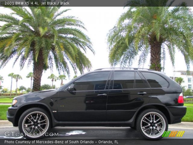 2001 BMW X5 4.4i in Jet Black