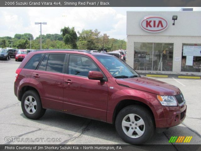 2006 Suzuki Grand Vitara 4x4 in Shining Red Pearl