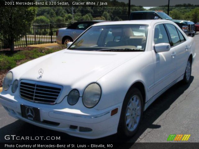 2001 Mercedes-Benz E 320 Sedan in Glacier White