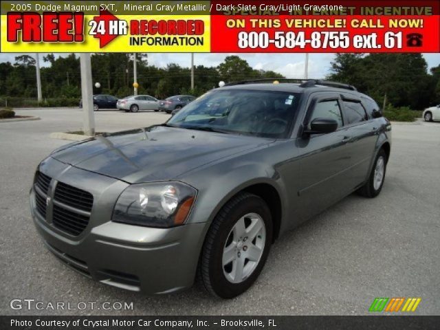 2005 Dodge Magnum SXT in Mineral Gray Metallic