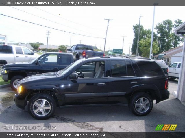 2005 Chevrolet TrailBlazer LS 4x4 in Black