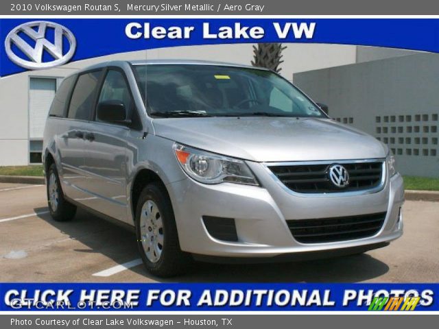 2010 Volkswagen Routan S in Mercury Silver Metallic