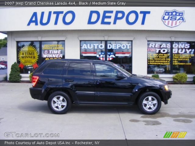 2007 Jeep Grand Cherokee Laredo 4x4 in Black