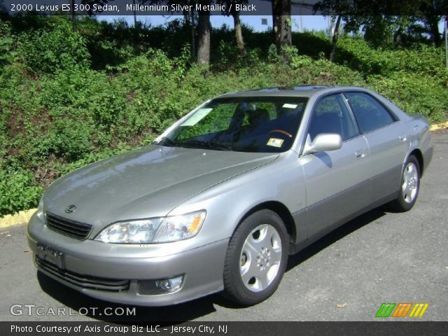 2000 Lexus ES 300 Sedan in Millennium Silver Metallic
