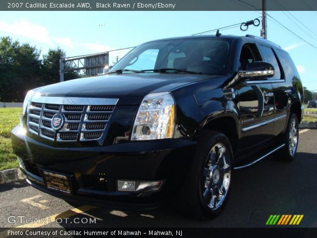 2007 Cadillac Escalade AWD in Black Raven
