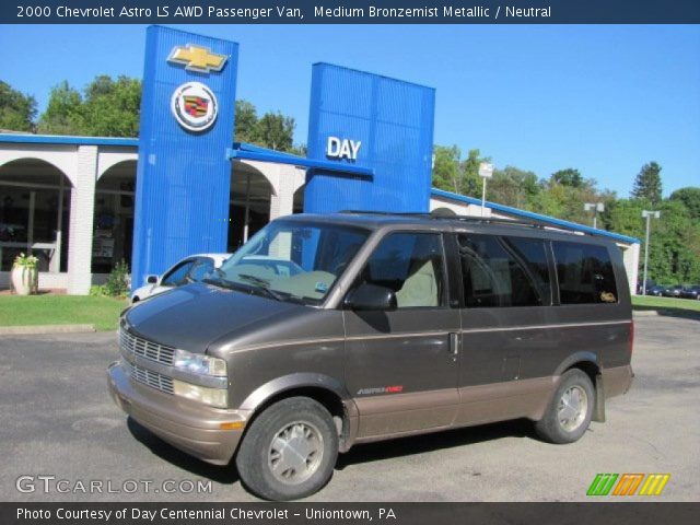 2000 Chevrolet Astro LS AWD Passenger Van in Medium Bronzemist Metallic