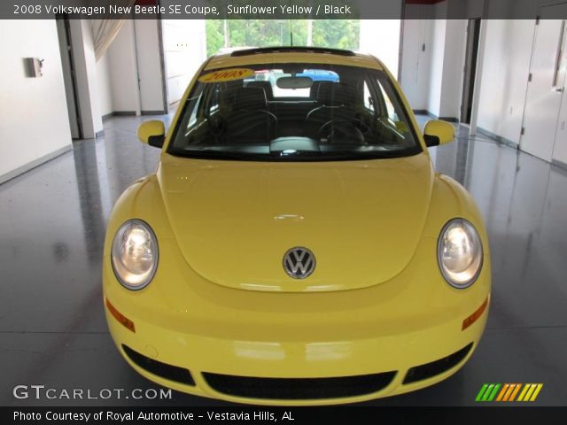2008 Volkswagen New Beetle SE Coupe in Sunflower Yellow