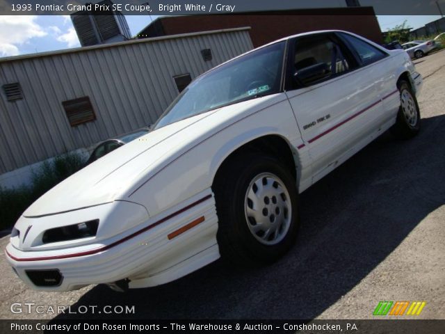 1993 Pontiac Grand Prix SE Coupe in Bright White