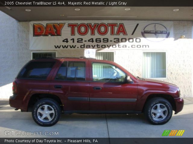 2005 Chevrolet TrailBlazer LS 4x4 in Majestic Red Metallic