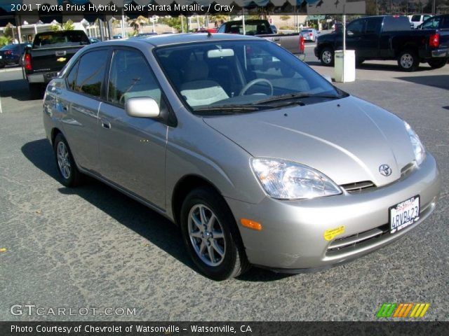 2001 Toyota Prius Hybrid in Silver Strata Metallic