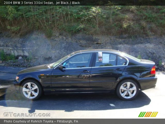 2004 BMW 3 Series 330xi Sedan in Jet Black