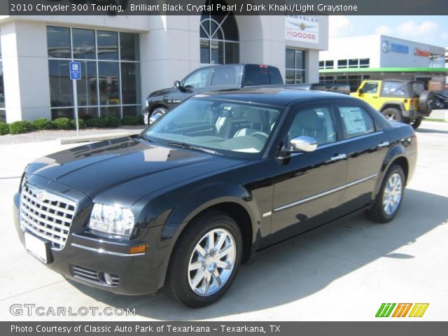 2010 Chrysler 300 Touring in Brilliant Black Crystal Pearl