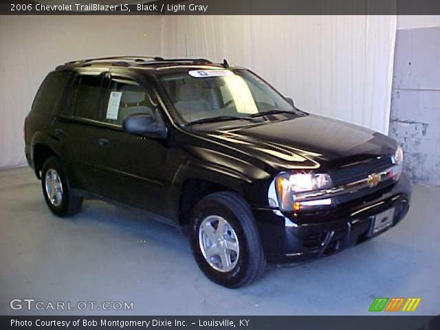 2006 Chevrolet TrailBlazer LS in Black