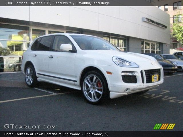 2008 Porsche Cayenne GTS in Sand White