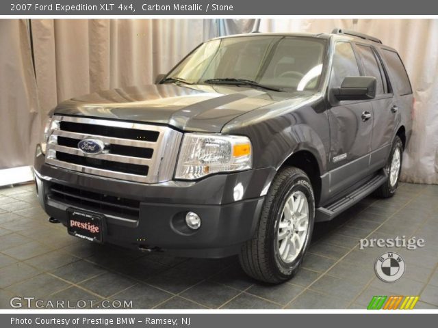 2007 Ford Expedition XLT 4x4 in Carbon Metallic