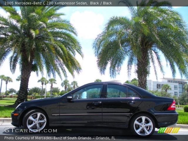 2005 Mercedes-Benz C 230 Kompressor Sedan in Black