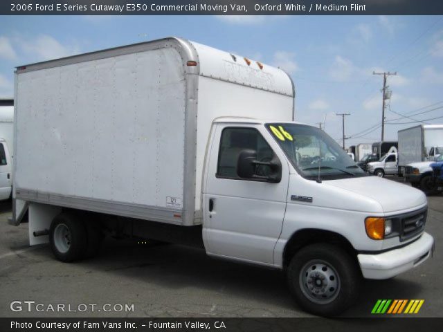 2006 Ford E Series Cutaway E350 Commercial Moving Van in Oxford White