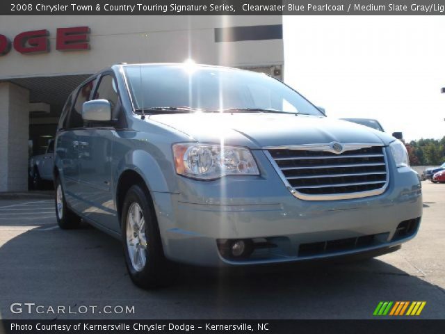2008 Chrysler Town & Country Touring Signature Series in Clearwater Blue Pearlcoat