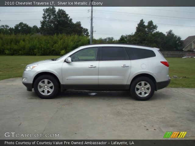 2010 Chevrolet Traverse LT in Silver Ice Metallic