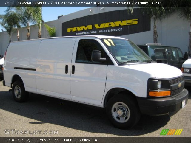 2007 Chevrolet Express 2500 Extended Commercial Van in Summit White