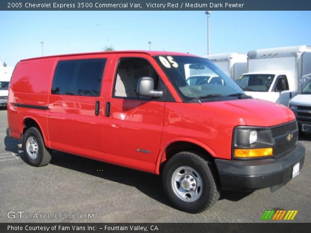 2005 Chevrolet Express 3500 Commercial Van in Victory Red