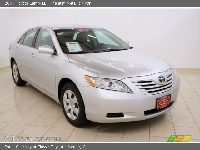 2007 Toyota Camry LE in Titanium Metallic
