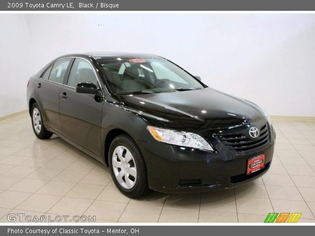 2009 Toyota Camry LE in Black