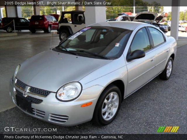2005 Dodge Neon SXT in Bright Silver Metallic